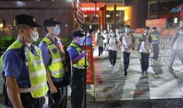 厚街技校门在线观看