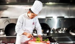 南京厨师直播爆料案件最新,揭秘后厨黑幕与真相大白