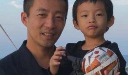 家长爆料小玥儿视频,小玥儿视频引发热议，揭秘童星成长背后的故事