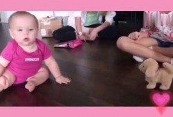 娃娃爆料最新搞笑视频在线观看,最新搞笑视频，笑料百出，在线观看乐翻天！