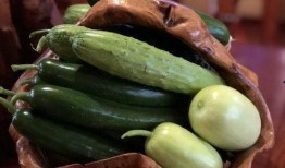 网红吃冰棍的瓜,冰棍吃法引发网友热议