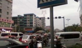 爆料红绿灯堵车视频,揭秘城市交通拥堵背后的真相